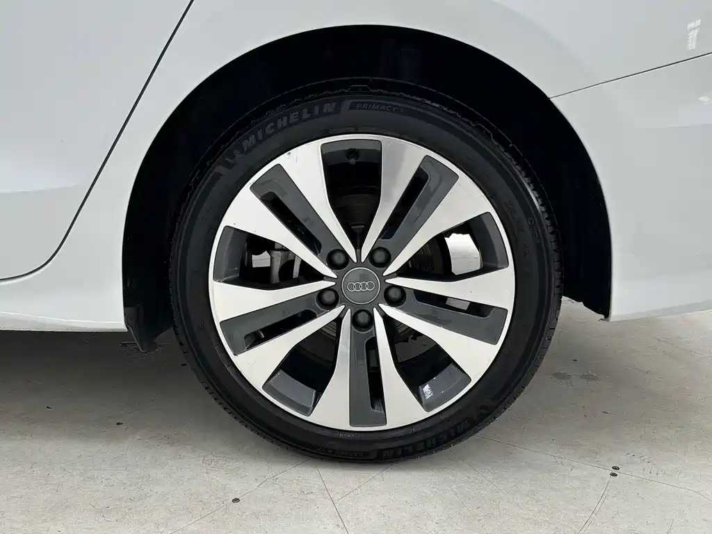 Audi A3 2021 — фото 16