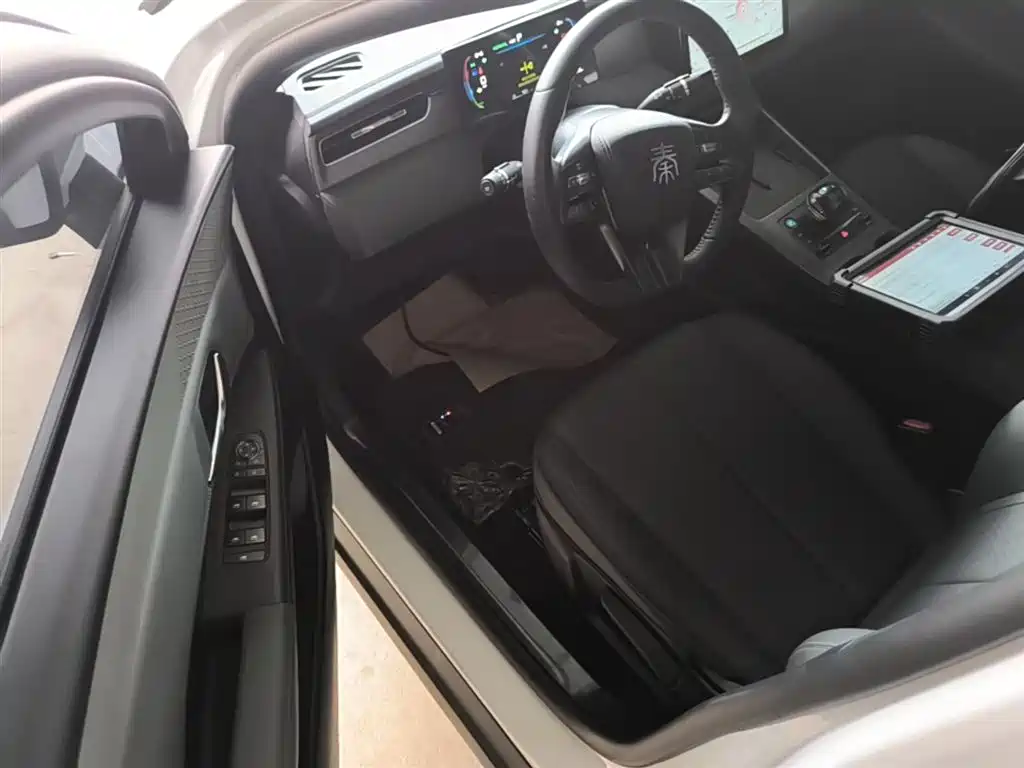 BYD Qin PLUS 2025 — фото 16