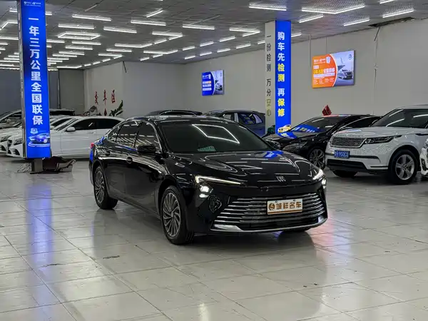 Buick LaCrosse 2026
