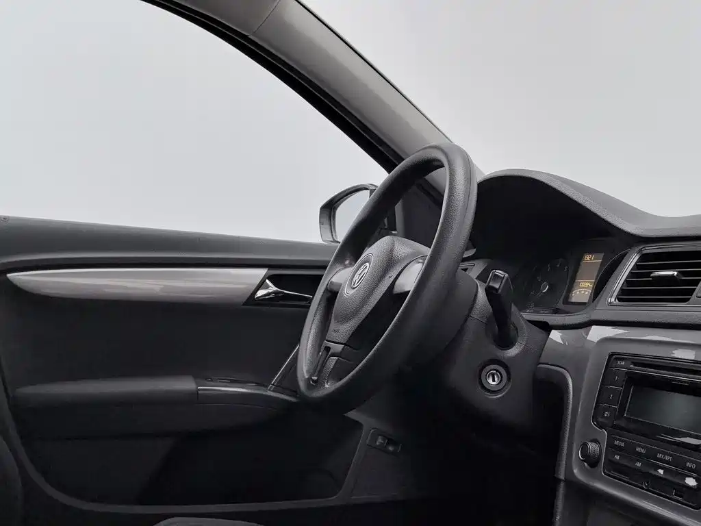 Volkswagen Lavida 2015 — фото 22