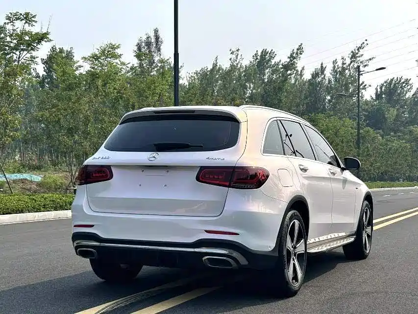 Mercedes-Benz GLC 2022 — фото 13