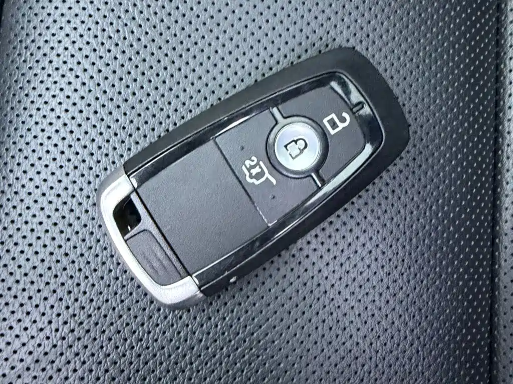 Ford Explorer 2020 — фото 14