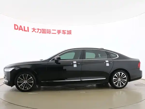 Volvo S90 2023