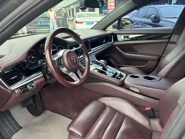 Porsche Panamera 2017
