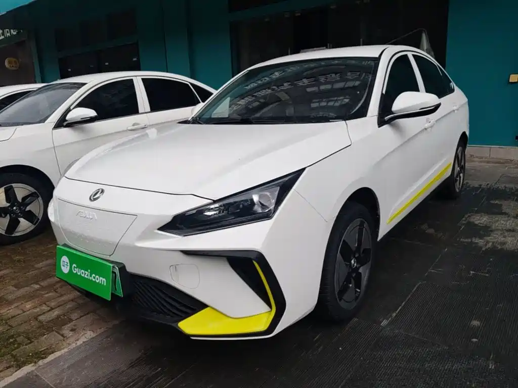 Dongfeng E70 2023