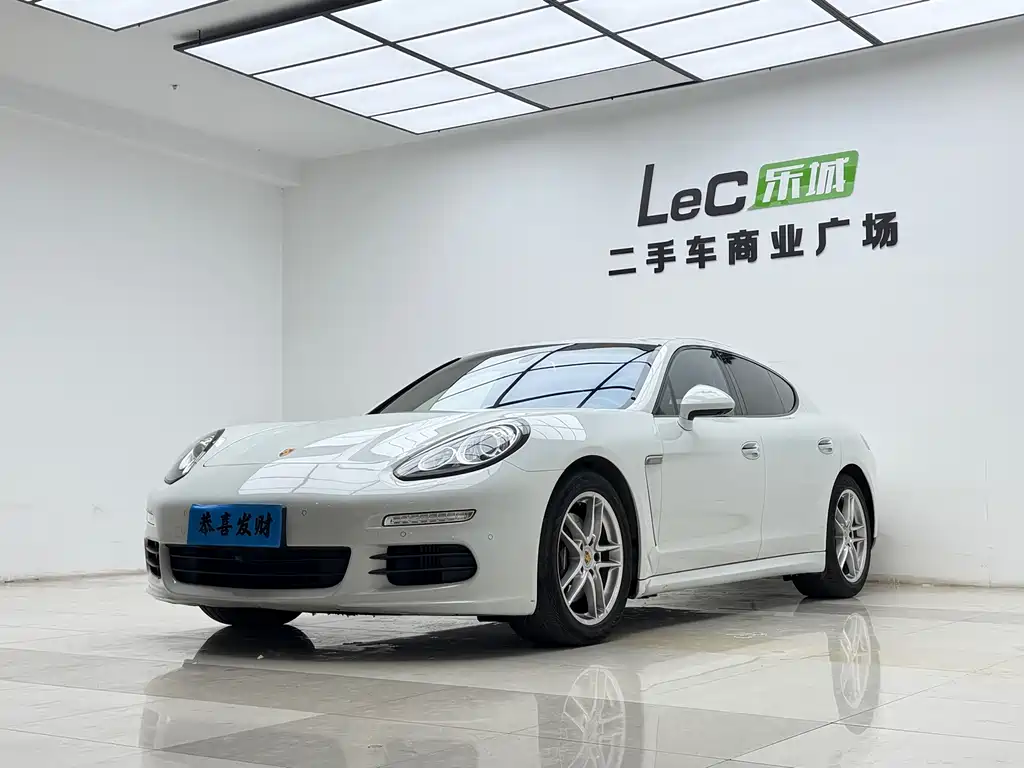 Porsche Panamera 2016 — фото 1