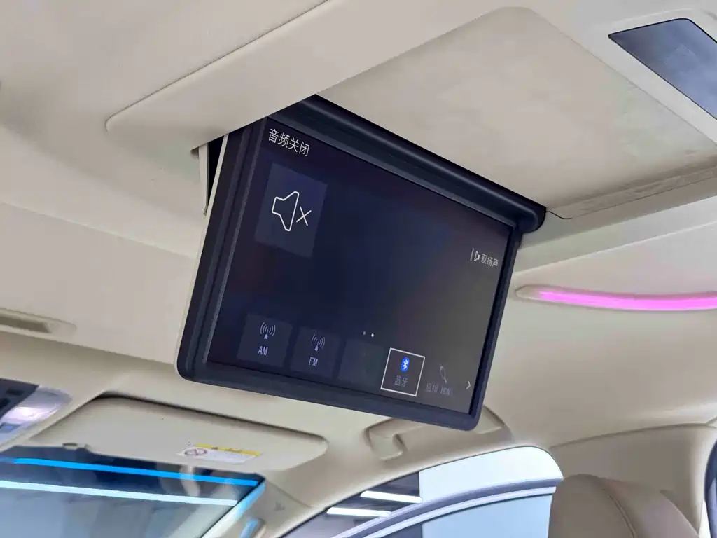 Toyota Alphard 2021 — фото 15