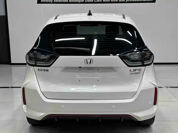 Honda LIFE 2022