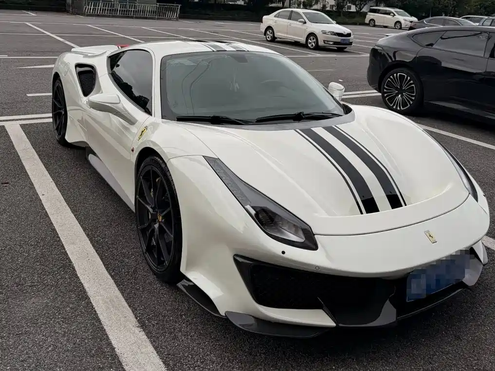 Ferrari 488 2018 — фото 3