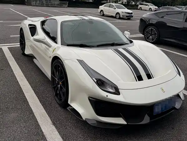 Ferrari 488 2018
