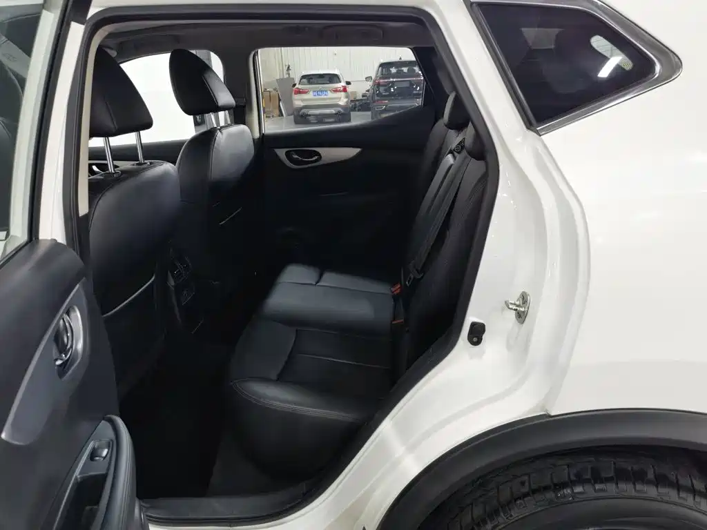 Nissan Qashqai 2023 — фото 15