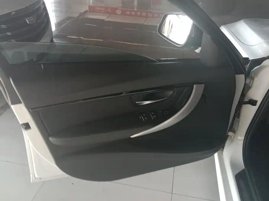 BMW 3 Series 2017