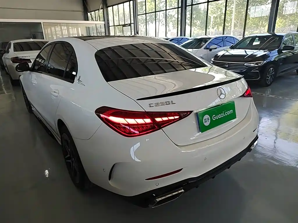 Mercedes-Benz C-Class 2025 — фото 23