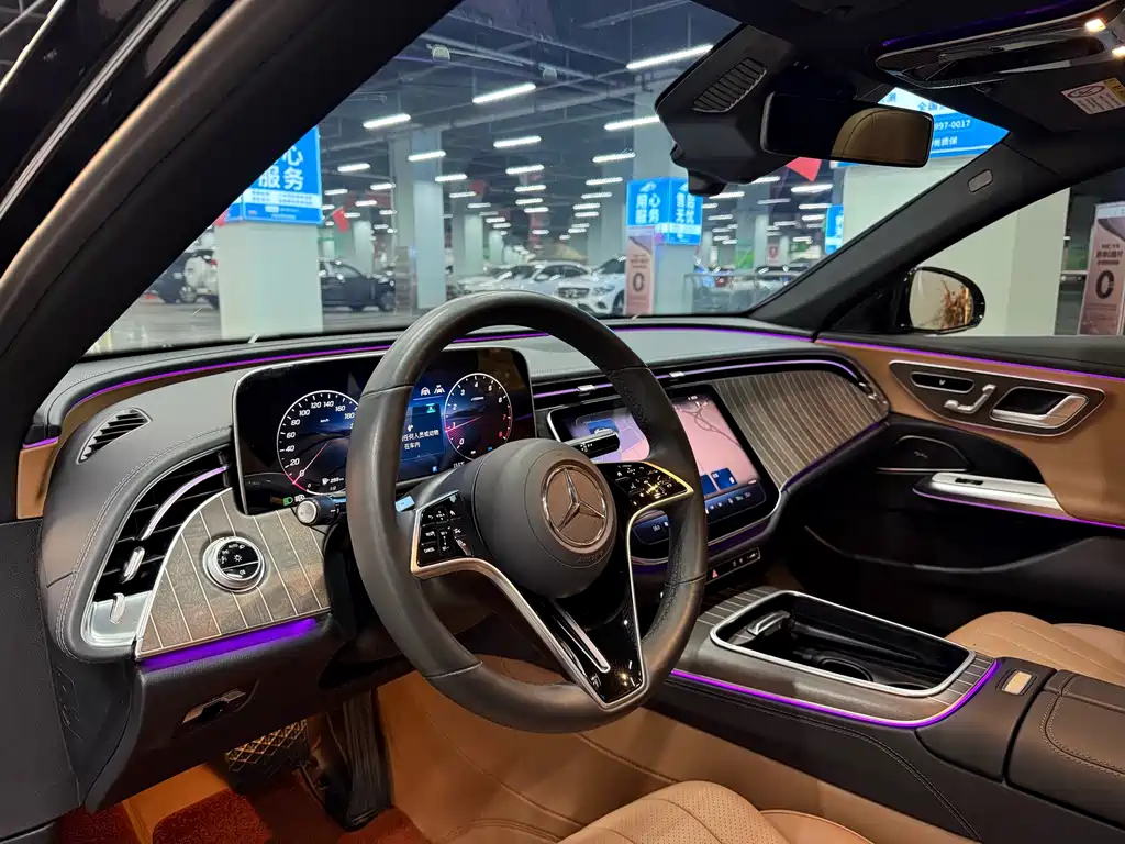 Mercedes-Benz E-Class 2024