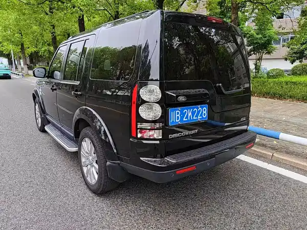 Land Rover Discovery 2016