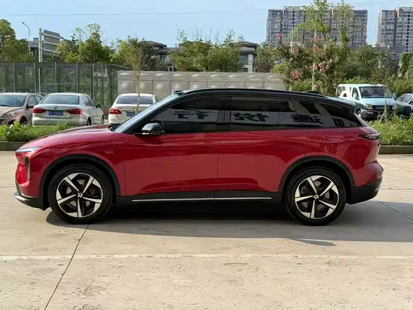 NIO ES6 2025