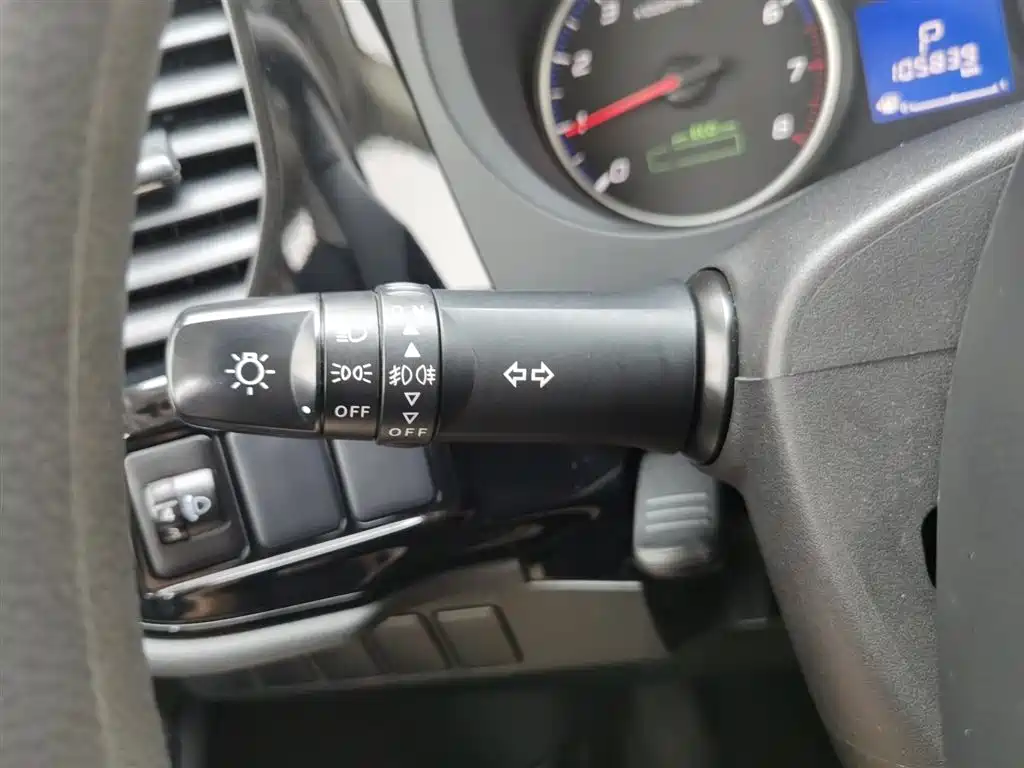 Mitsubishi Outlander 2015 — фото 21