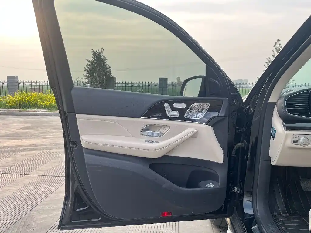 Mercedes-Benz GLE 2019 — фото 14