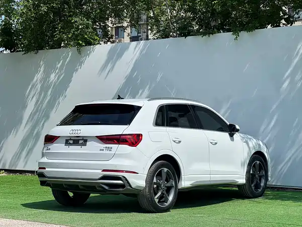 Audi Q3 2022