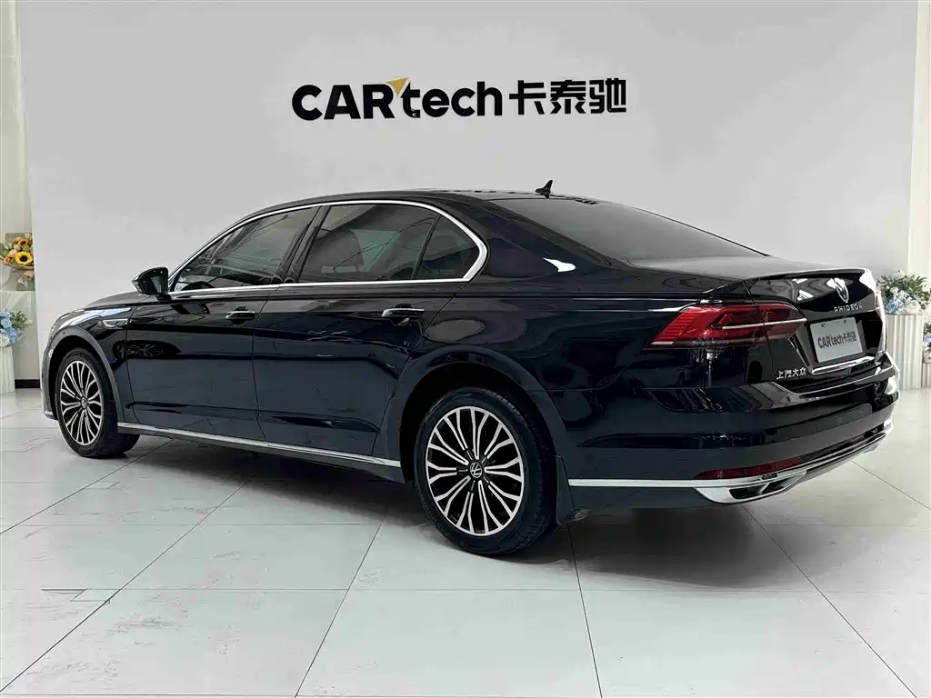 Volkswagen Phideon 2021 — фото 12