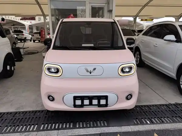 Wuling Hongguang MINIEV 2025