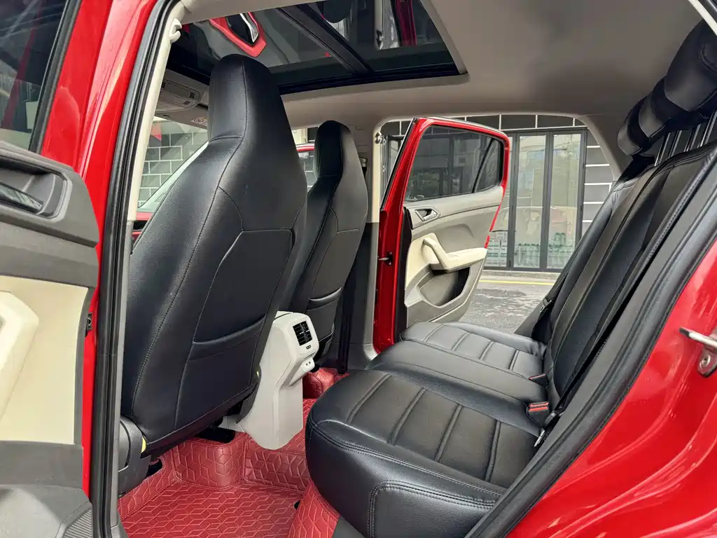 Volkswagen T-Cross 2021 — фото 11
