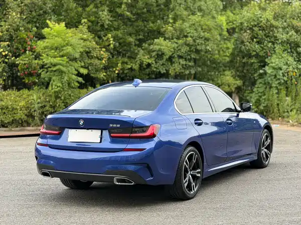 BMW 3 Series 2021