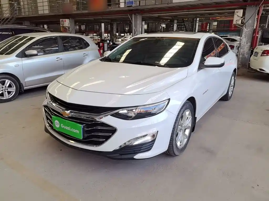 Chevrolet Malibu XL 2022 — фото 1