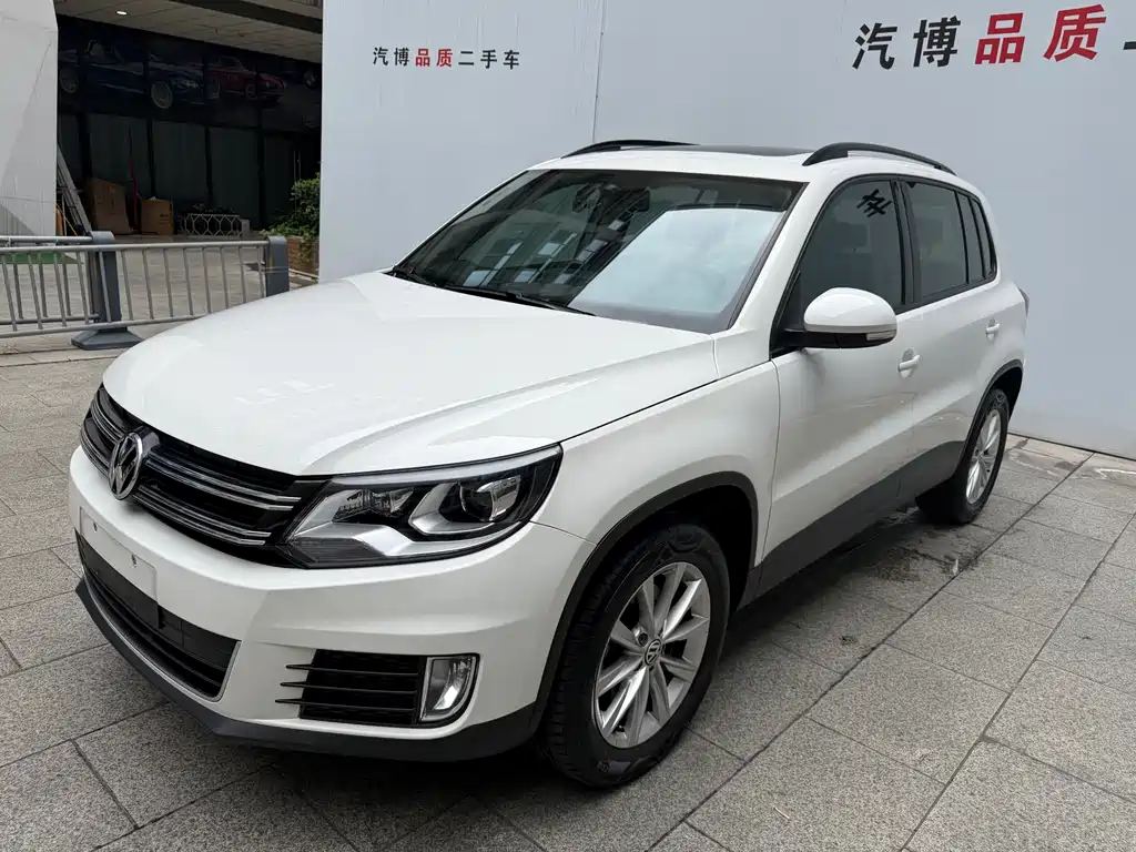 Volkswagen Tiguan 2017 — фото 1