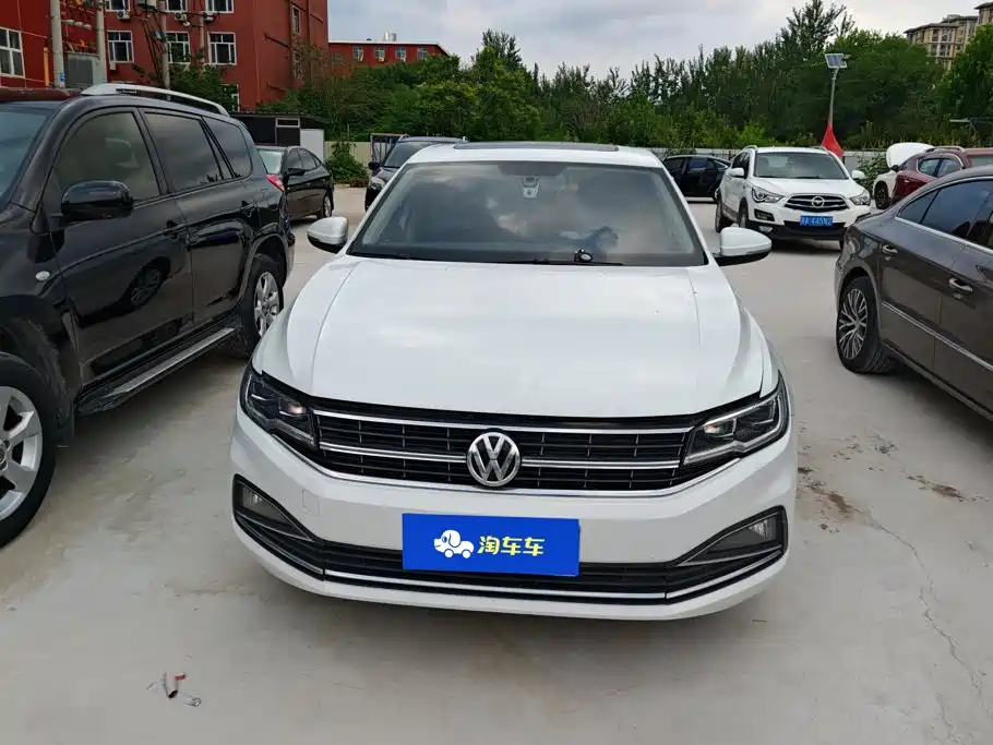 Volkswagen Bora 2021