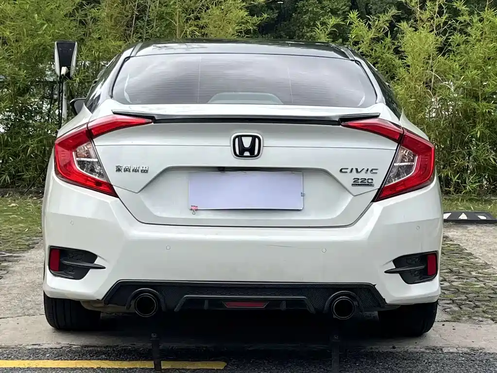 Honda Civic 2020 — фото 9