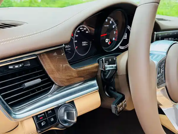 Porsche Panamera 2017