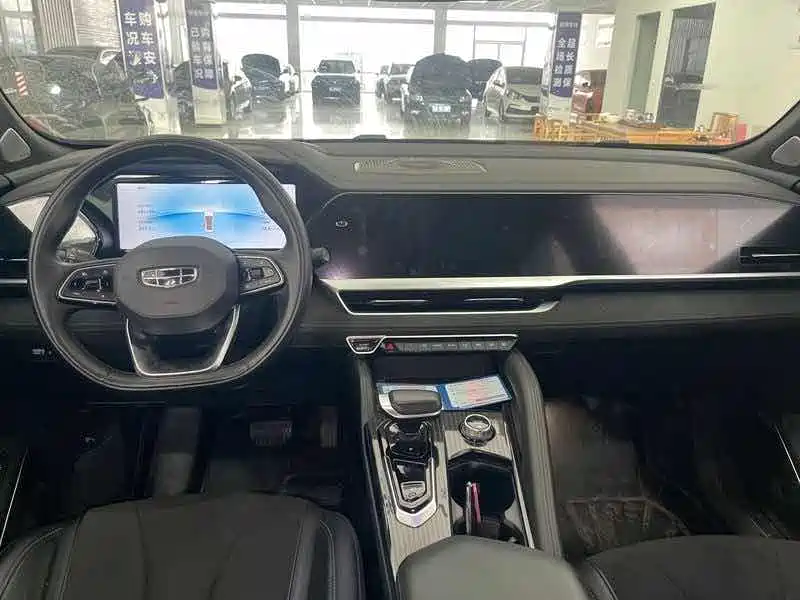 Geely Xingyue L 2024 — фото 10