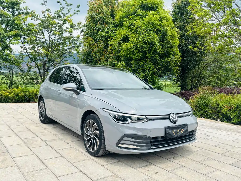 Volkswagen Golf 2023