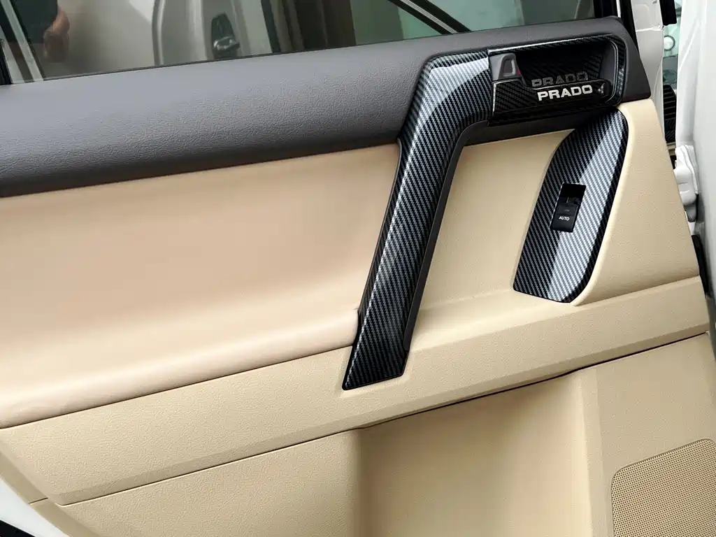Toyota Prado 2018 — фото 16