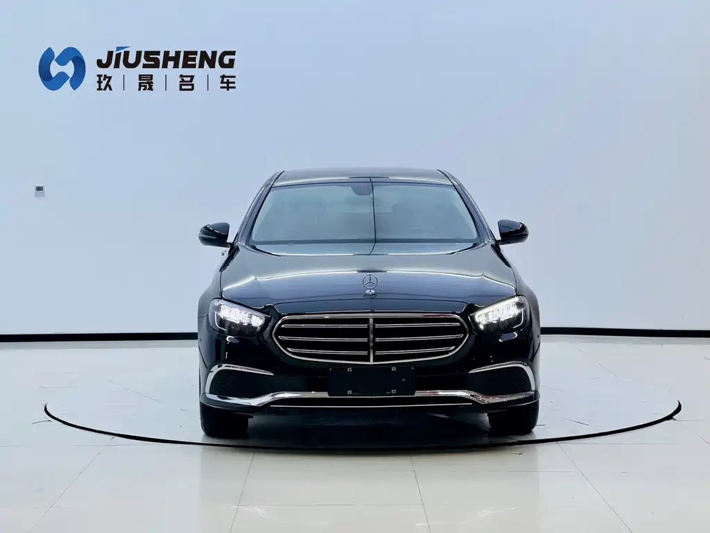 Mercedes-Benz E-Class 2023 — фото 2