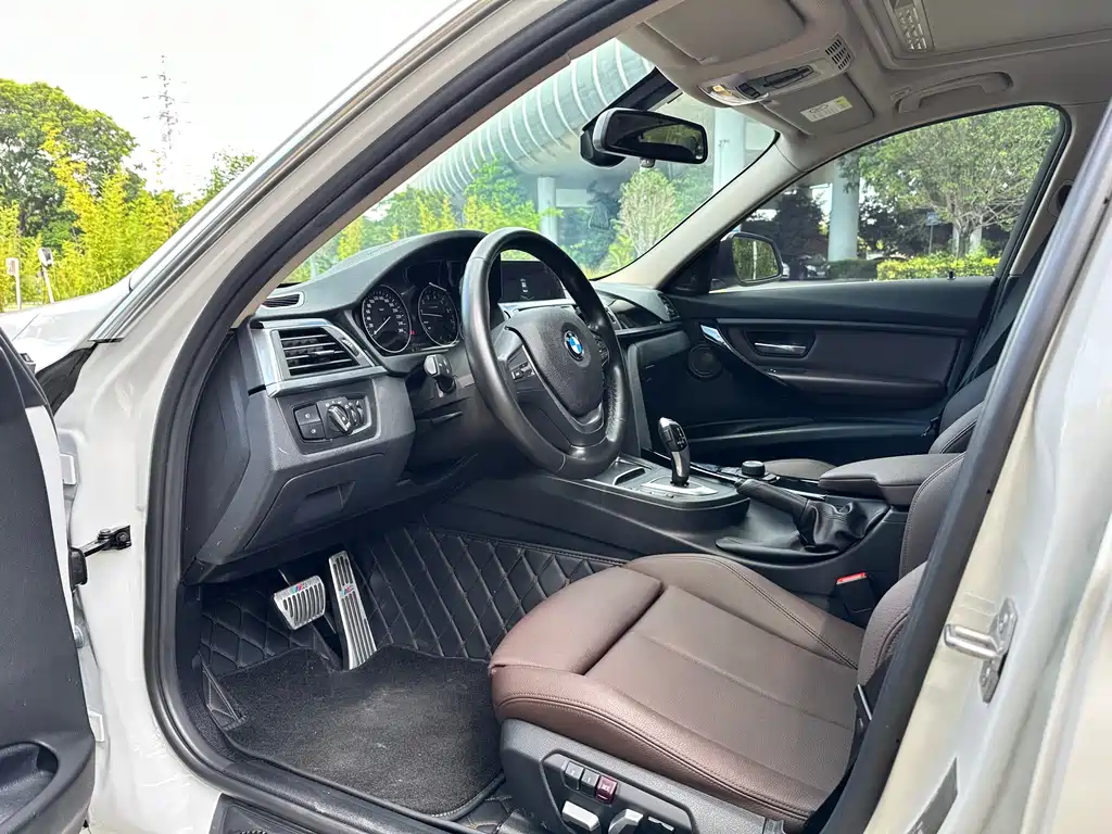 BMW 3 Series 2018