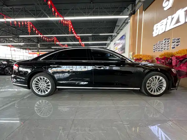 Audi A8 2021