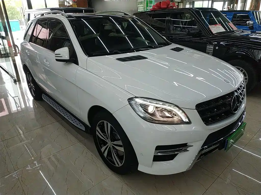 Mercedes-Benz M-Class 2015 — фото 24