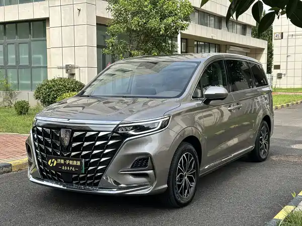Roewe iMAX8 New Energy 2024