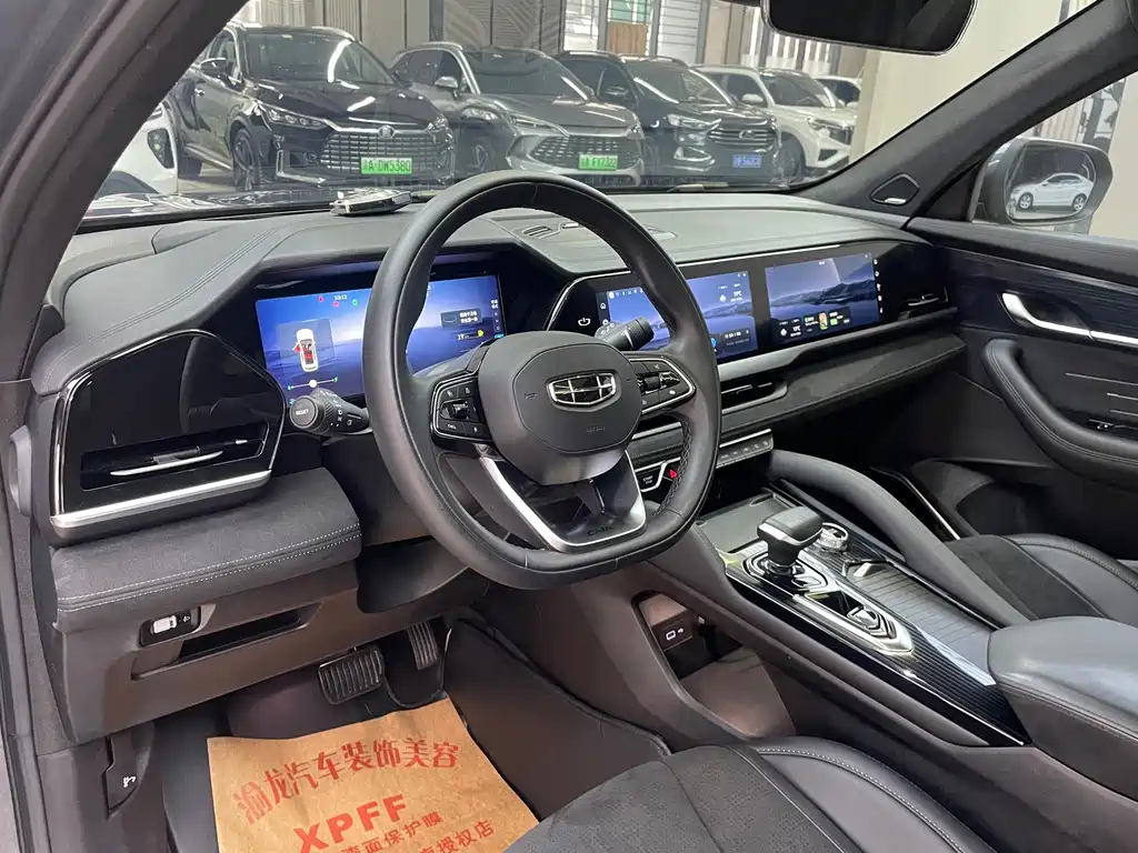 Geely Xingyue L 2022 — фото 10