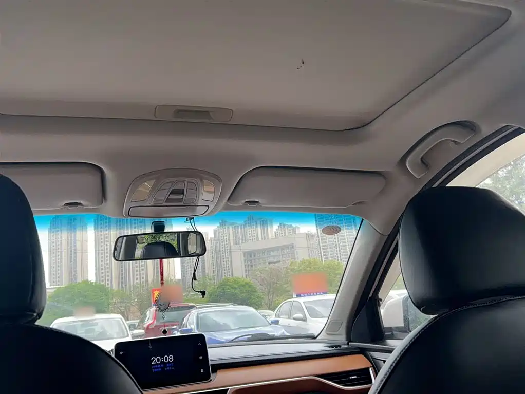 Wuling Hongguang S3 2018 — фото 11
