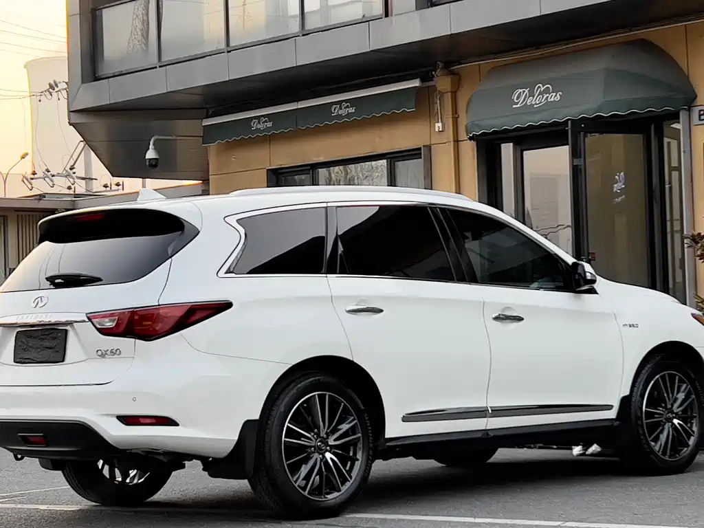 Infiniti QX60 2017 — фото 4