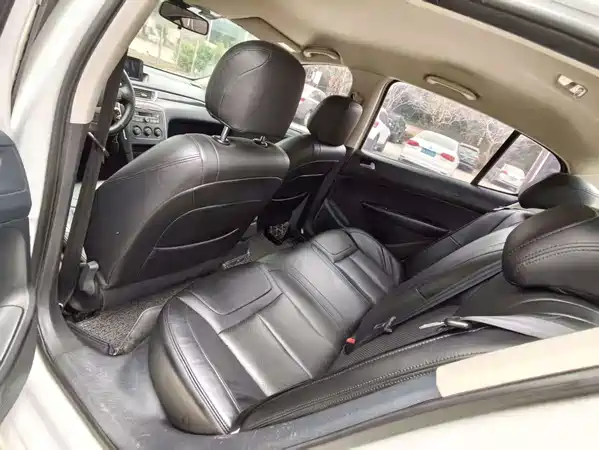 Peugeot 308 2016