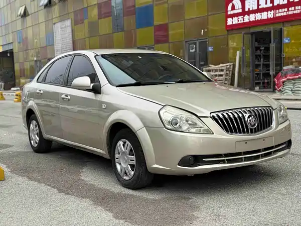 Buick Excelle 2013