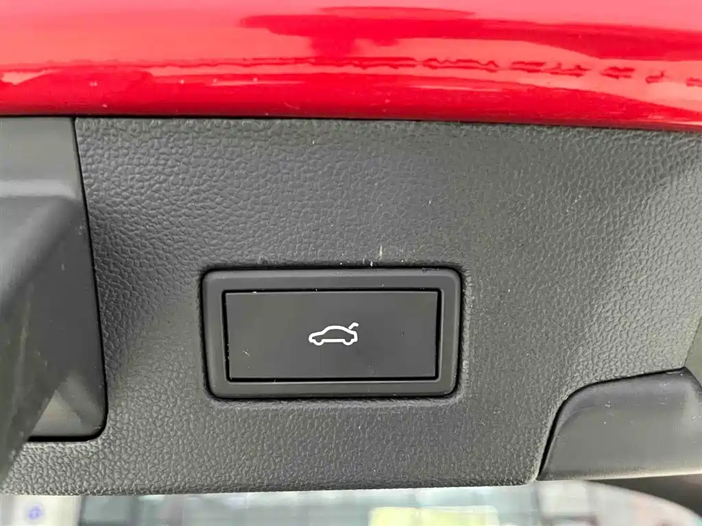 Volkswagen Lamando 2022 — фото 17