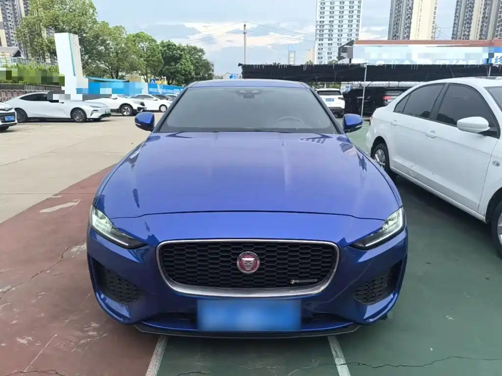 Jaguar XEL 2020 — фото 3