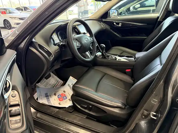 Infiniti Q50L 2016