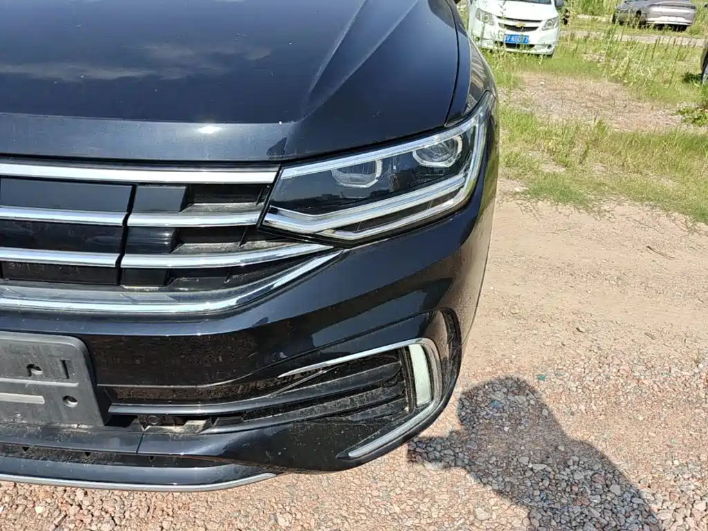 Volkswagen Tiguan L Plug-In Hybrid 2025 — фото 24