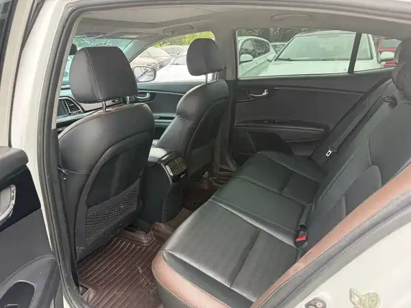 Kia K4 2018